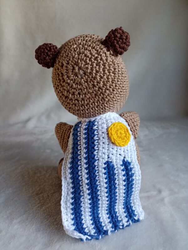 Capybara uruguayo con boina mate y bandera - Imagen 2